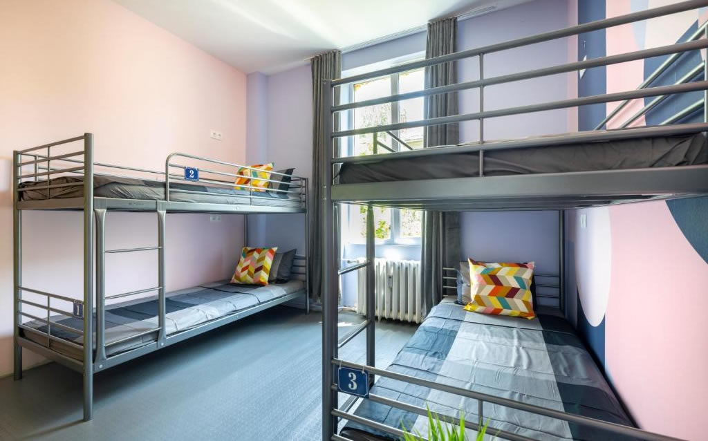 6 Bed Premium Dorm